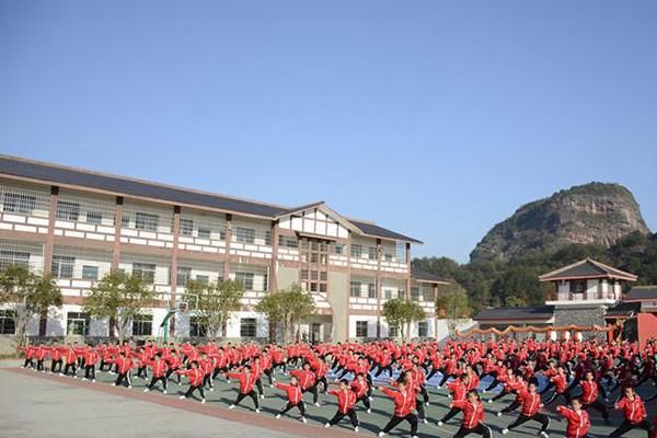 衡阳跃龙文武学校地址（跃龙文武学校网站）-图2