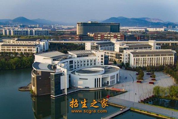 南京旅游职业学院院歌（南京旅游职业学院校园风光）-图3