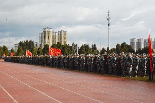 昆明军艺学校好不好（昆明艺术职业学院军训）