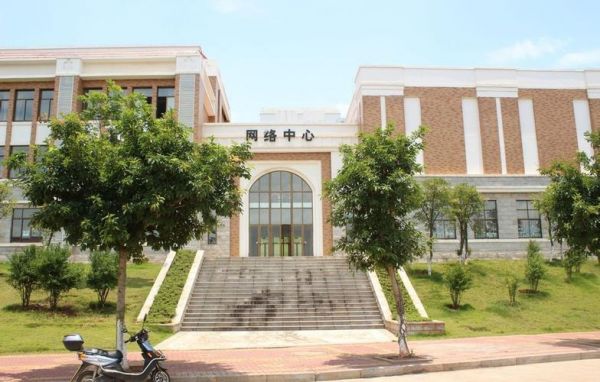 赣州师范幼师学校（赣州幼儿师范高等学院专科学校）-图3