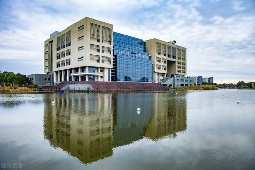 上海海事大学校园风光（上海海事大学校园图）