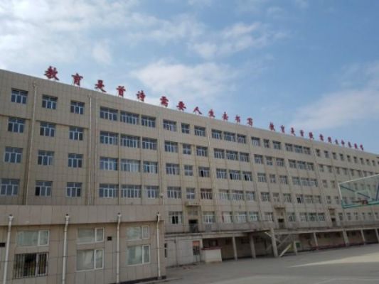 赤峰卫生学校（赤峰卫生学校图片）-图2