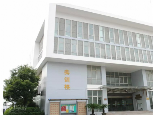 上海汽车工业学校（上海汽车工业大学）-图2