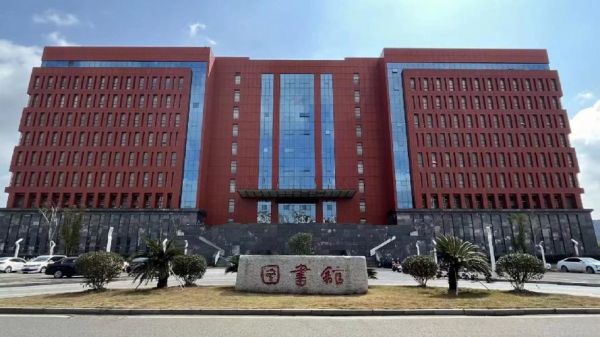 江西科技师职业学院（江西科技师学大学）-图3