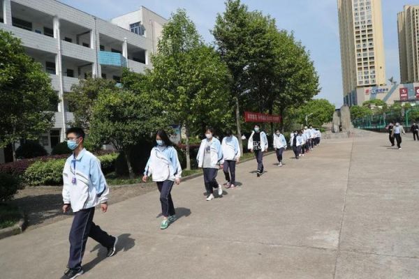 浙江横店学校（浙江横店中学）-图2