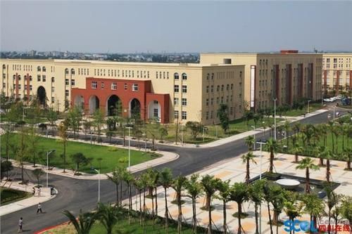 成都市核工业职业学院（成都核工业集团公司）-图1